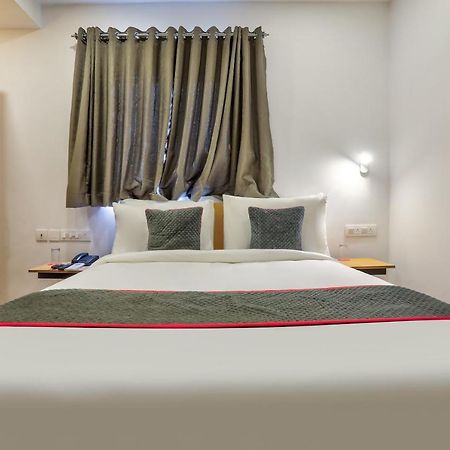 Hotel Oyo Townhouse 156 Maraimalai Nagar Chennai Esterno foto