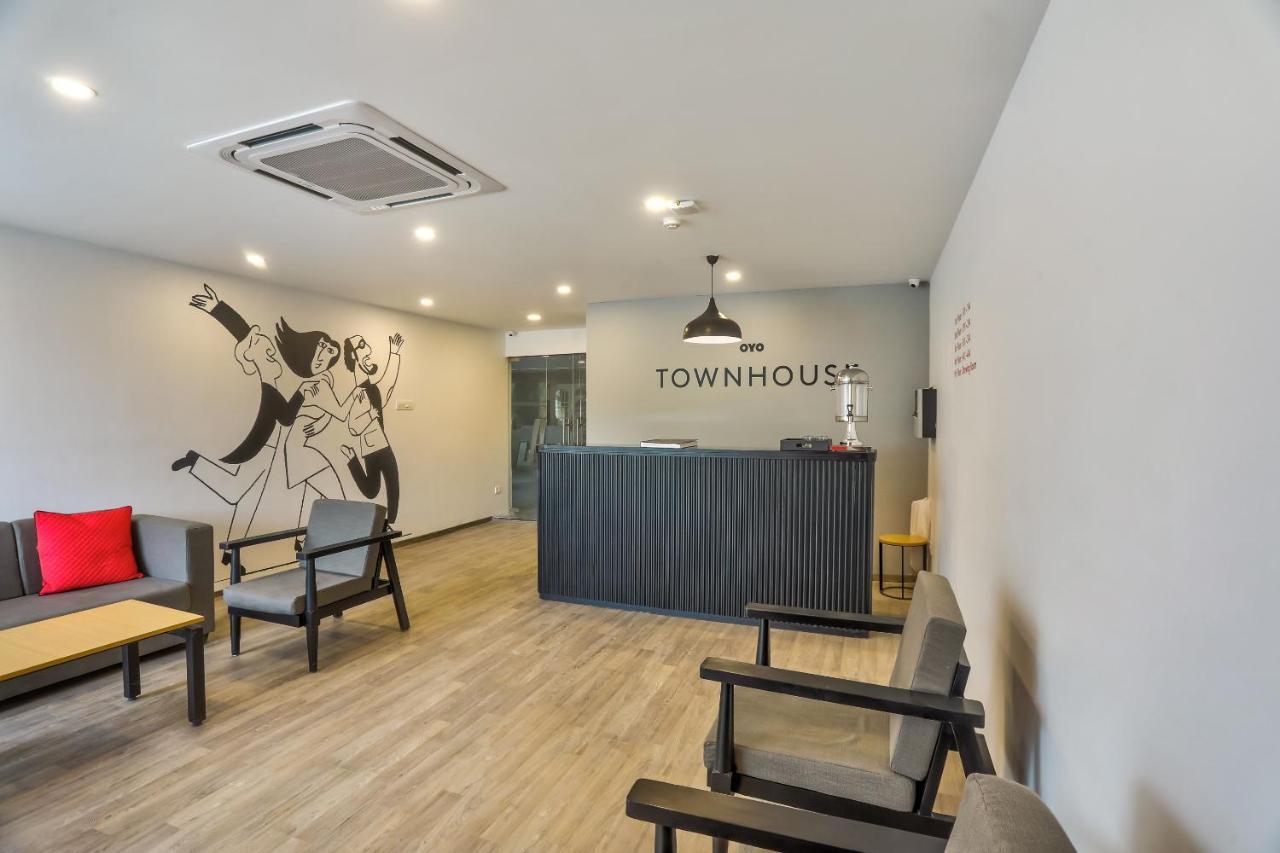 Hotel Oyo Townhouse 156 Maraimalai Nagar Chennai Esterno foto